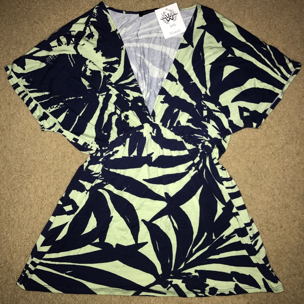 Women's XS Top Brand New